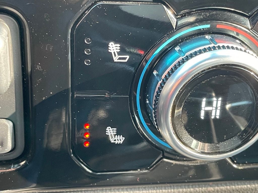 2023 GMC Sierra 1500 Elevation 4X4 / LEATHER / HEATED SEATS