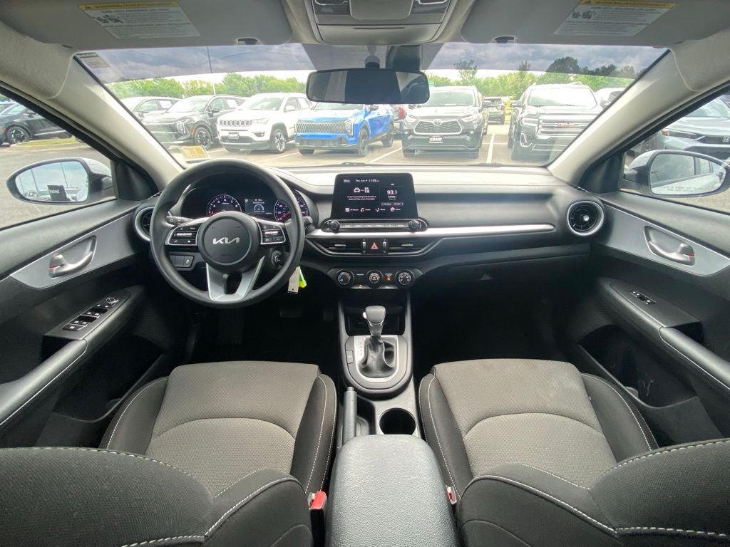 2024 Kia Forte LXS GREAT MPG