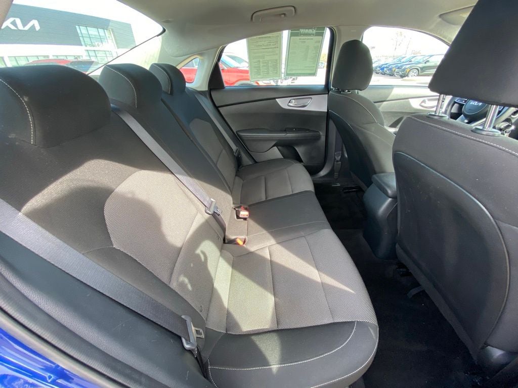 2024 Kia Forte LXS ONE OWNER / CLEAN CARFAX