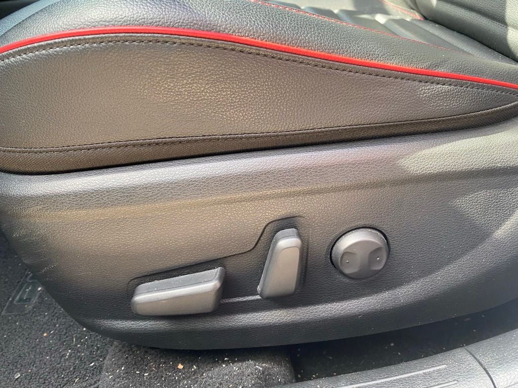2024 Kia Forte GT SUNROOF / HEATED AND COOLED SEATS / NAV