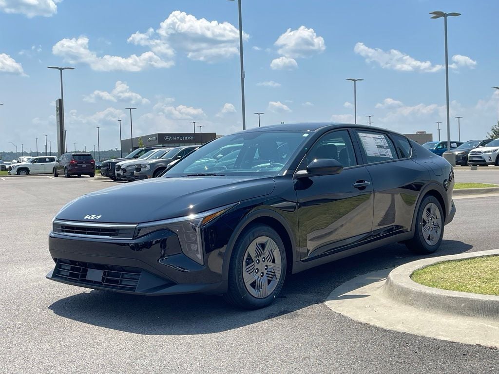 2026 Kia K4 LX