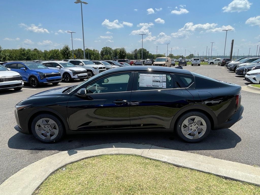 2026 Kia K4 LX