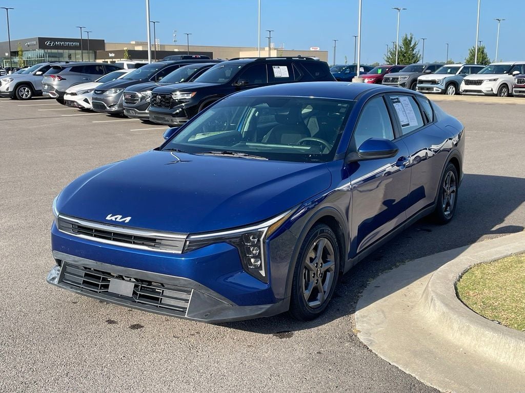 2025 Kia K4 LXS