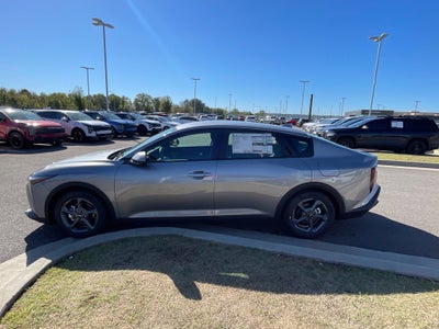 2026 Kia K4 LXS