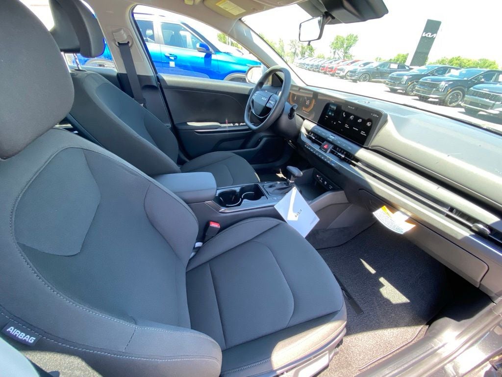 2026 Kia K4 LX