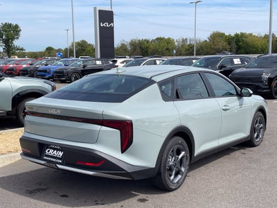 2026 Kia K4 LXS