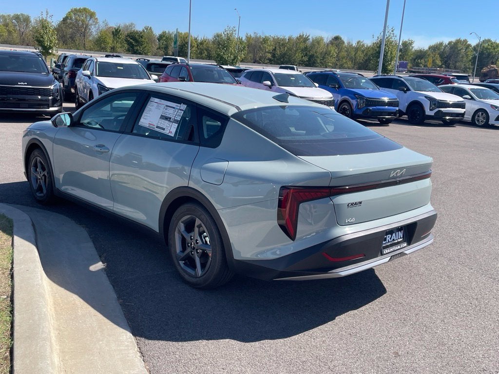 2026 Kia K4 LXS