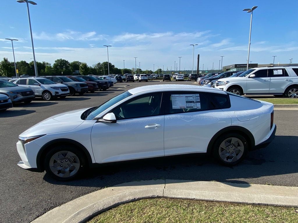 2026 Kia K4 LX