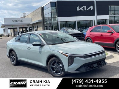 2026 Kia K4 LXS