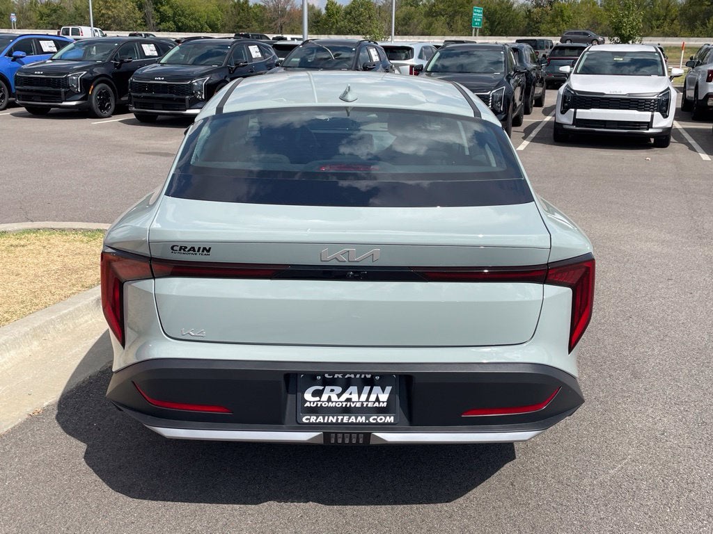 2026 Kia K4 LXS