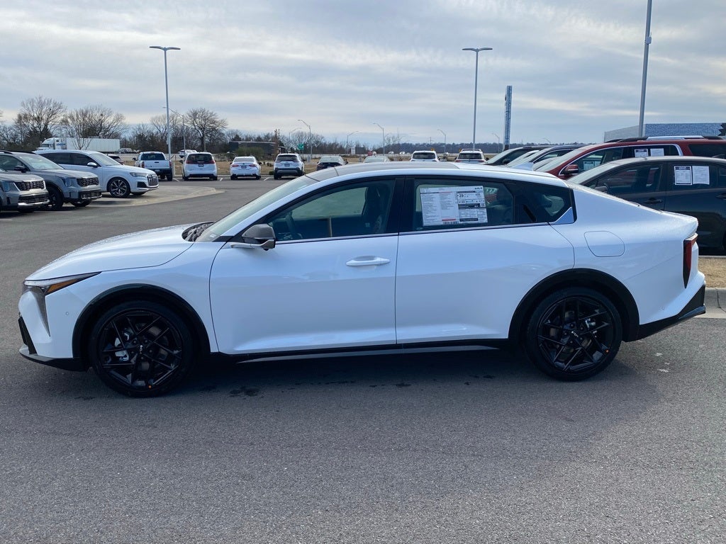 2025 Kia K4 GT-Line Turbo