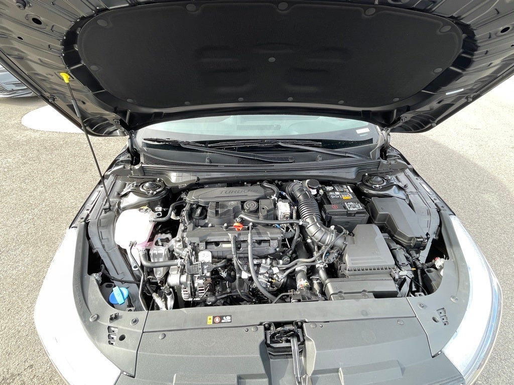 2025 Kia K4 GT-Line Turbo