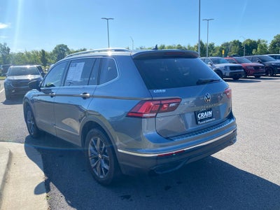 2022 Volkswagen Tiguan 2.0T SE MOONROOF