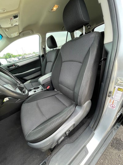 2017 Subaru Outback 2.5i Premium AWD /