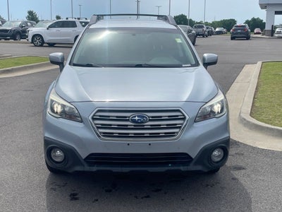 2017 Subaru Outback 2.5i Premium AWD /