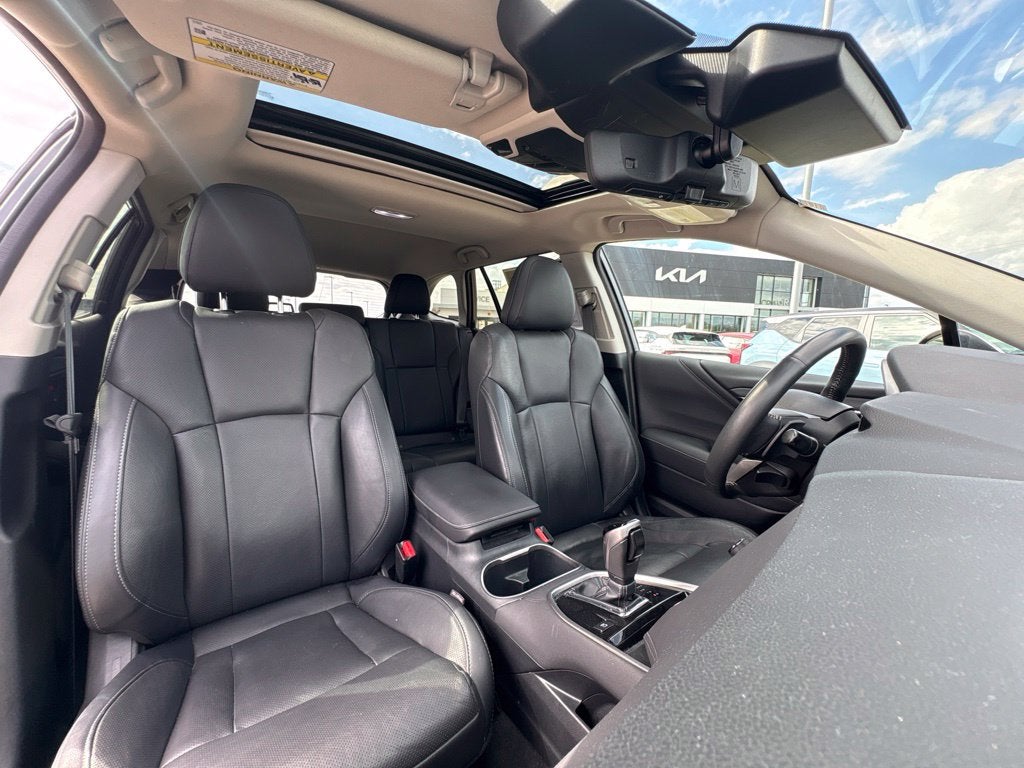 2025 Subaru Outback Touring XT MOONROOF / HEATED SEATS / ONE OWNER