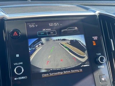 2023 Subaru Ascent Premium AWD / HEATED SEATS