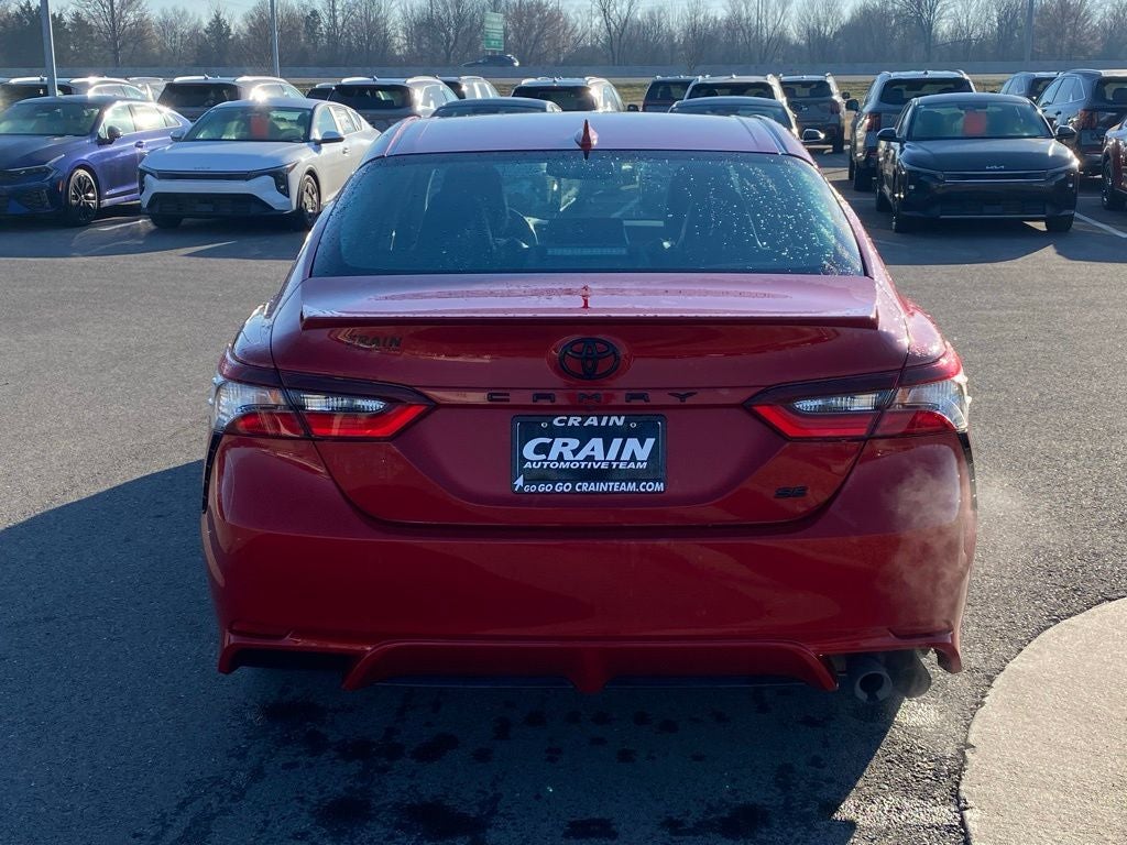 2021 Toyota Camry SE ONE OWNER / CLEAN CARFAX
