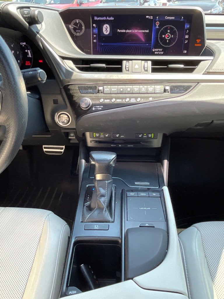 2021 Lexus ES 350 F Sport MOONROOF / HEATED SEATS / NAV