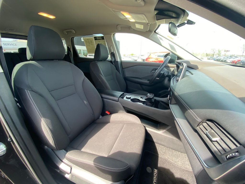 2023 Nissan Rogue S ONE OWNER / AWD