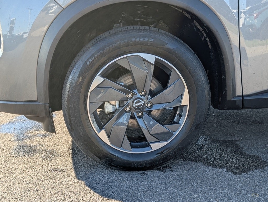 2024 Nissan Rogue SV AWD / ONE OWNER / CLEAN CARFAX