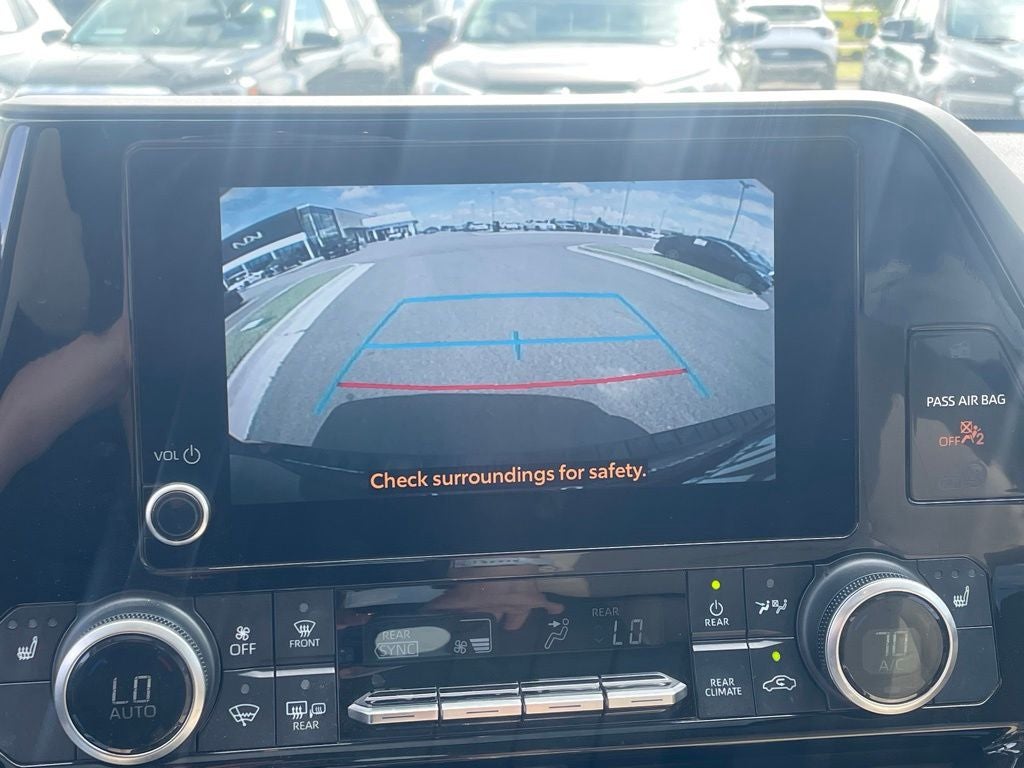 2023 Toyota Highlander Hybrid XLE HEATED SEATS / ONE OWNER / CLEAN CARFAX