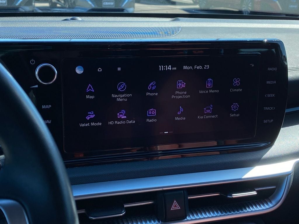 2024 Kia K5 GT-Line ONE OWNER / HEATED SEATS / AWD