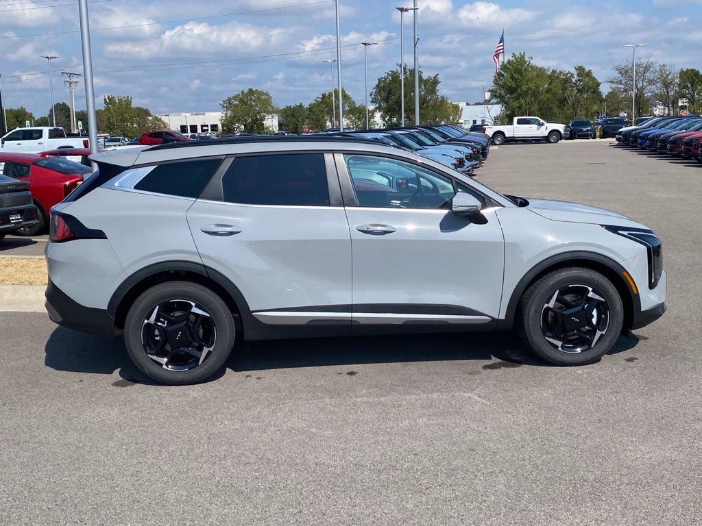 2027 Kia Sportage EX