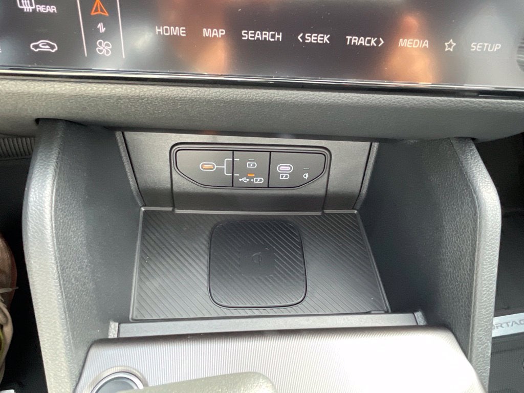2027 Kia Sportage EX