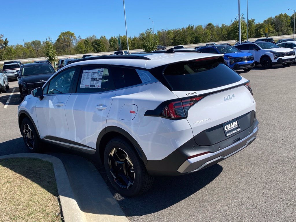 2027 Kia Sportage EX