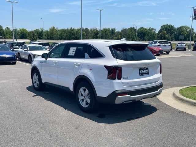 2025 Kia Sorento LX