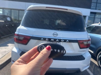 2024 Nissan Armada Platinum MOONROOF / HEATED SEATS / NAV