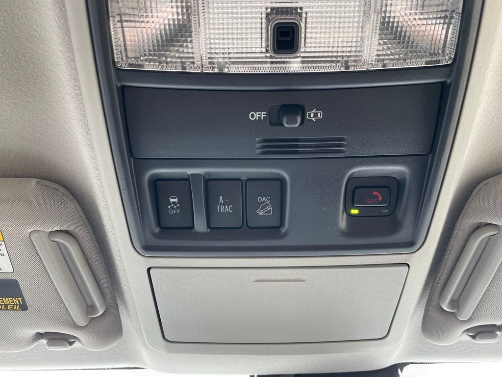 2022 Toyota 4Runner SR5 4X4 / KEYLESS ENTRY