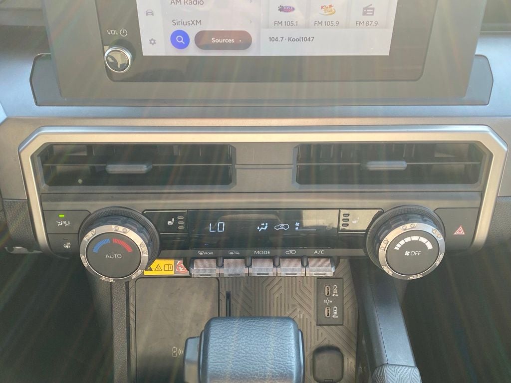 2025 Toyota 4Runner TRD SPORT / 4X4 / ONE OWNER