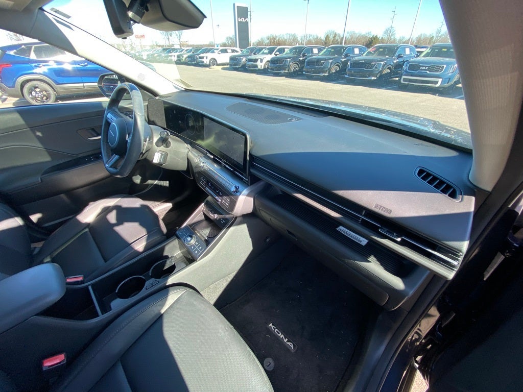 2025 Hyundai Kona Limited MOONROOF / HEATED SEATS / NAV