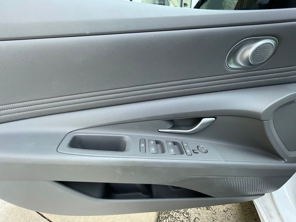 2024 Hyundai Elantra SEL NAVIGATION / HEATED SEATS