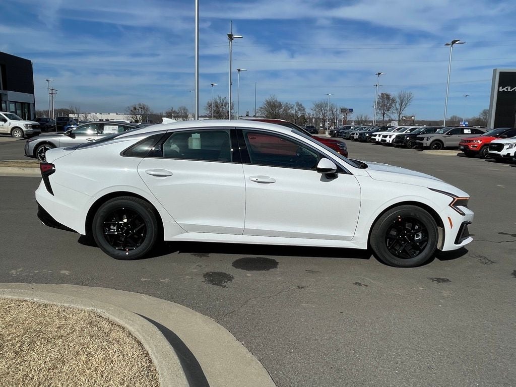 2026 Kia K5 LXS