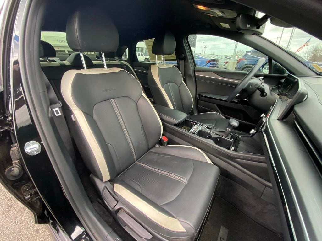 2025 Kia K5 GT-Line HEATED SEATS / LEATHER / NAV