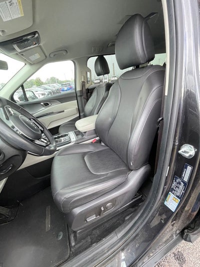 2024 Kia Carnival LX ONE OWNER / CLEAN CARFAX