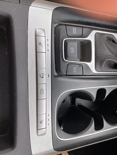 2024 Kia Carnival LX APPLE CARPLAY / 3RD ROW