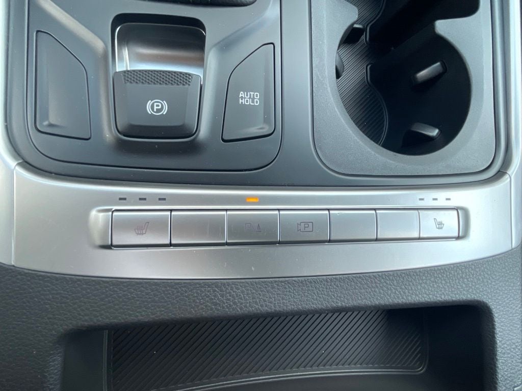2027 Kia Carnival LXS