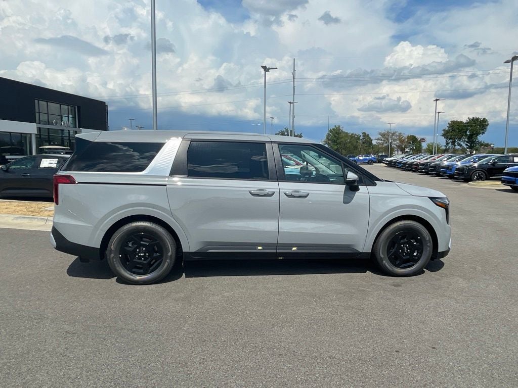 2027 Kia Carnival LXS