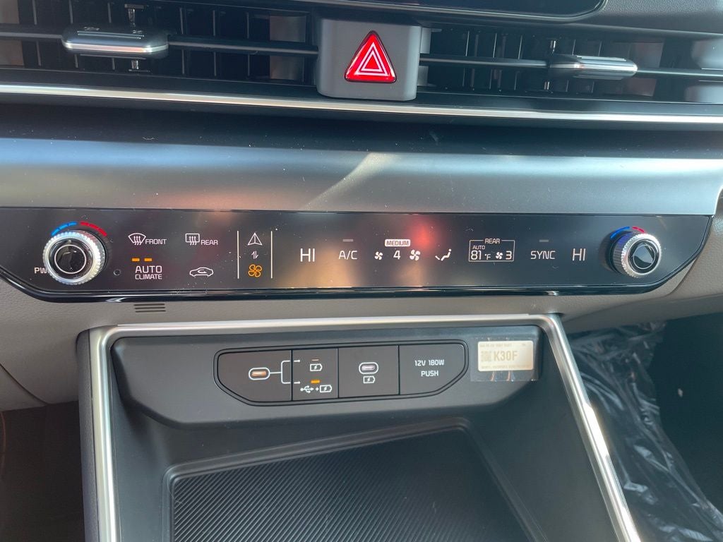 2026 Kia Carnival LX