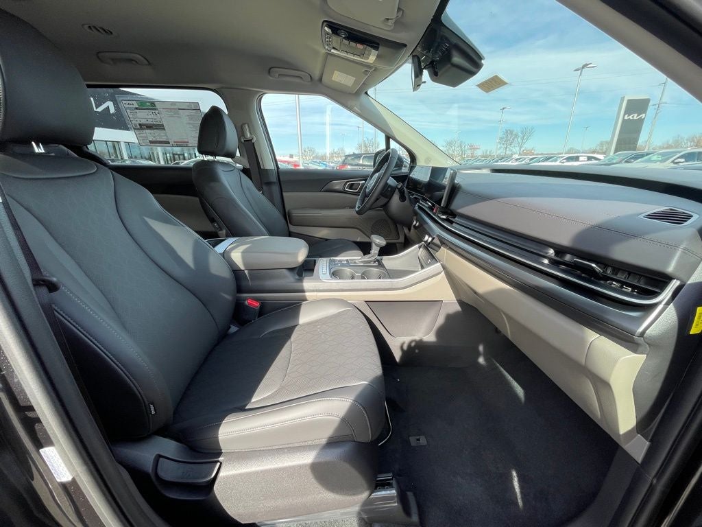 2026 Kia Carnival LXS