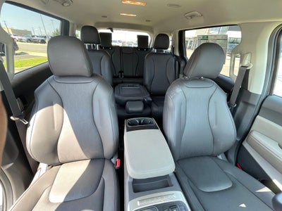2026 Kia Carnival LXS