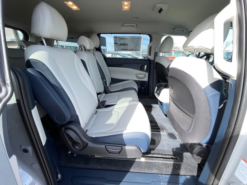 2026 Kia Carnival Hybrid EX