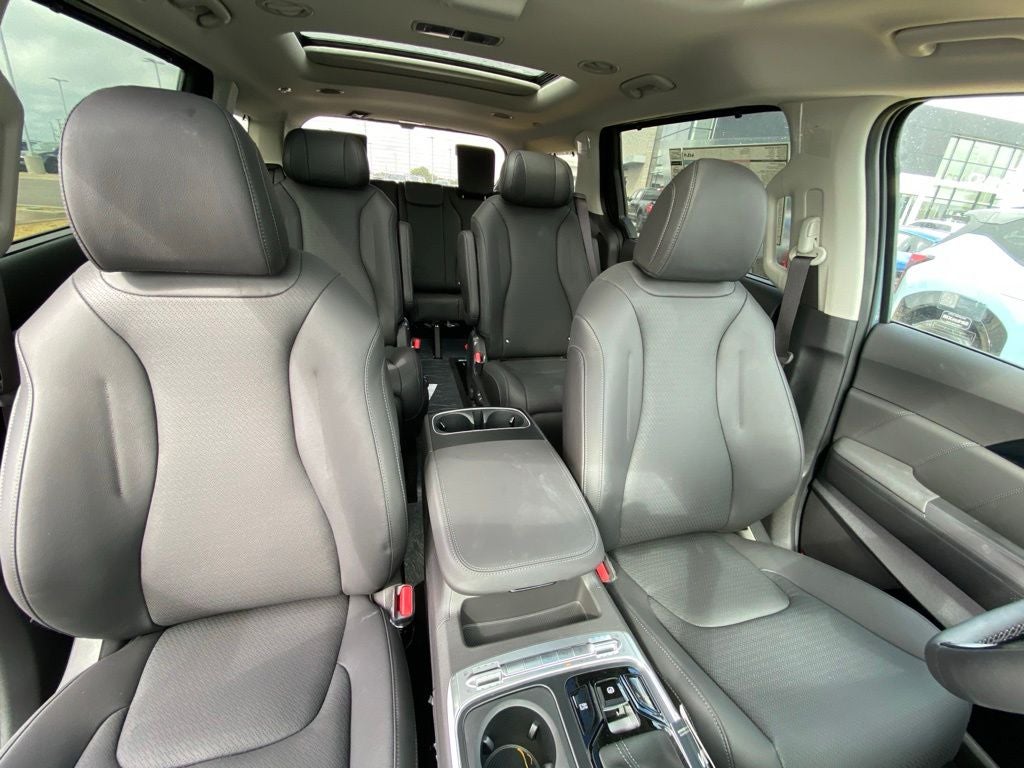 2027 Kia Carnival SX Prestige
