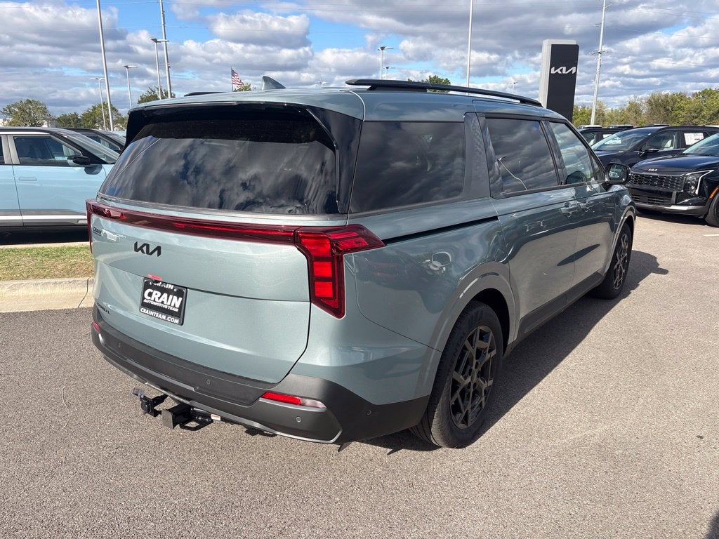 2027 Kia Carnival SX