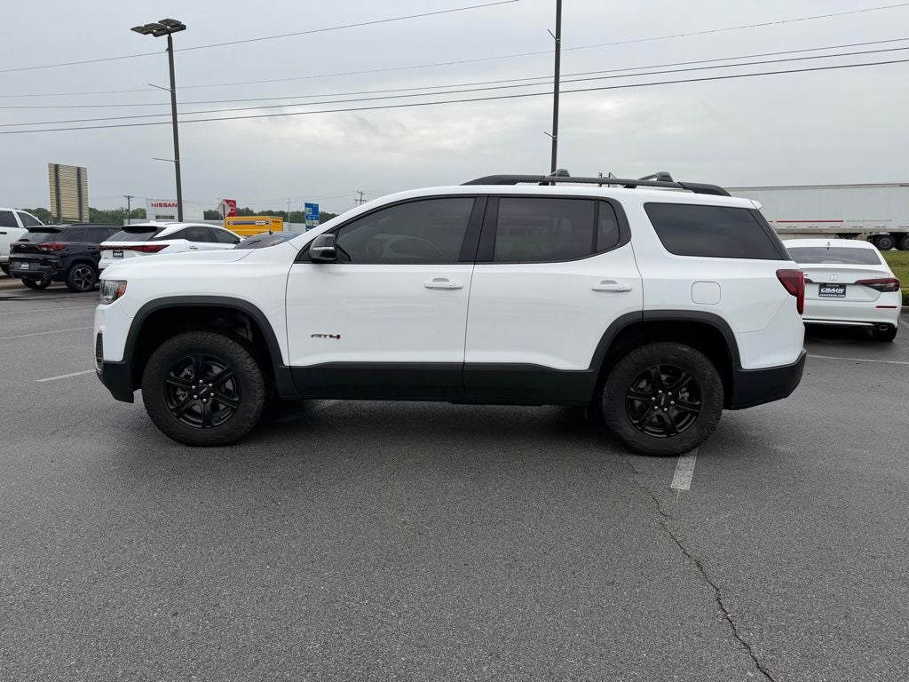 2022 GMC Acadia AT4