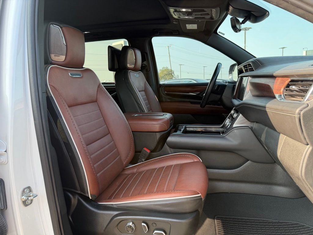 2023 GMC Yukon Denali Ultimate